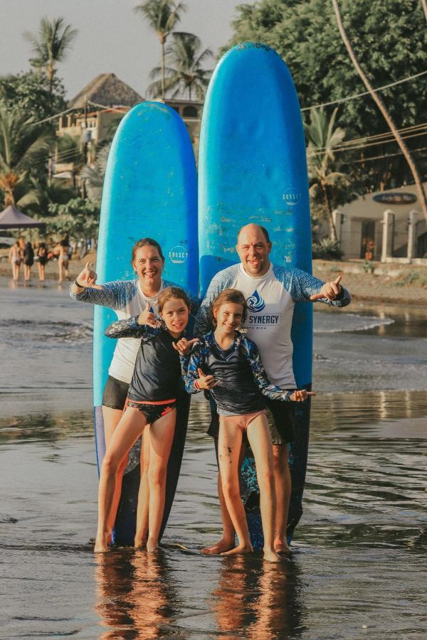 Surf Synergy All-Inclusive Surf Retreat Jacó Εξωτερικό φωτογραφία