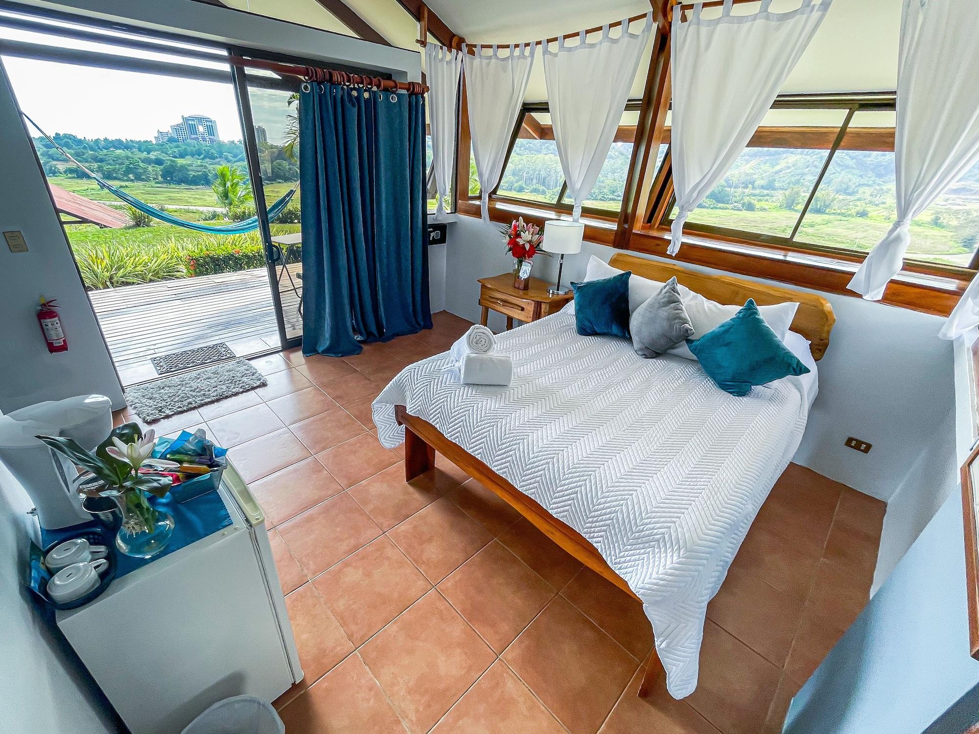 Surf Synergy All-Inclusive Surf Retreat Jacó Εξωτερικό φωτογραφία