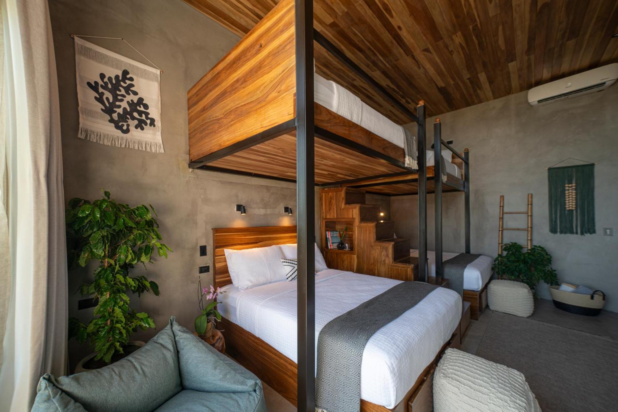 Surf Synergy All-Inclusive Surf Retreat Jacó Εξωτερικό φωτογραφία